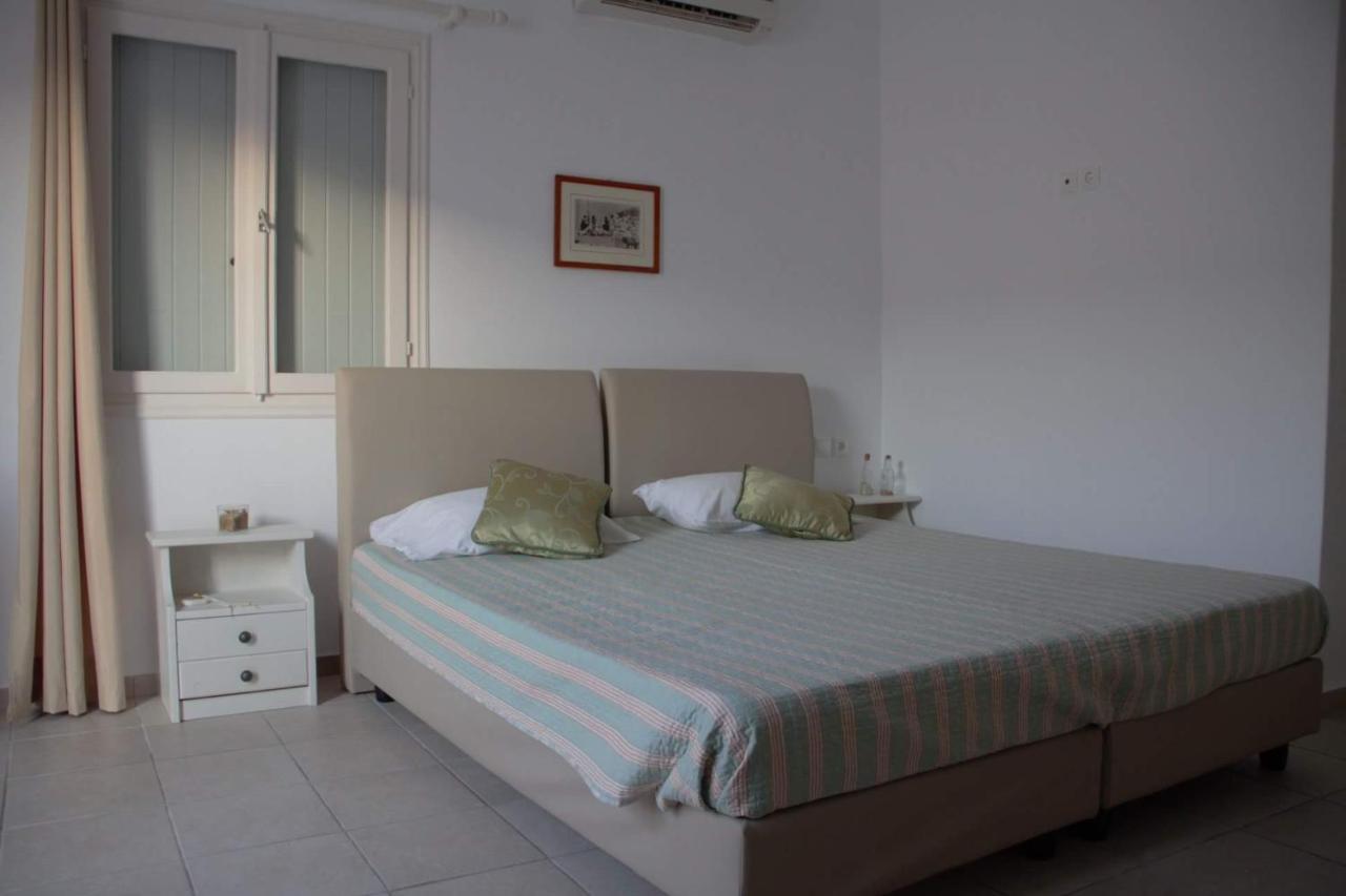 Marias Rooms Chora  Exterior photo