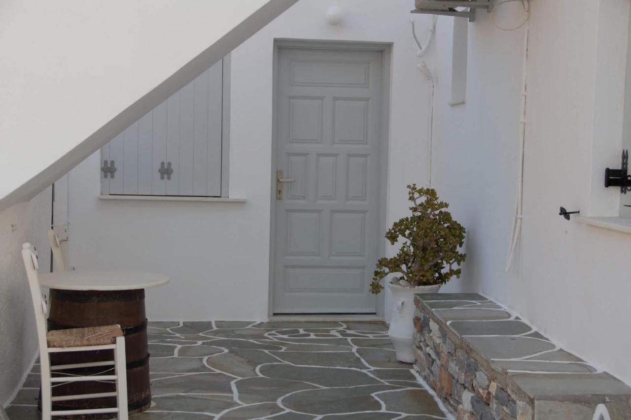 Marias Rooms Chora  Exterior photo