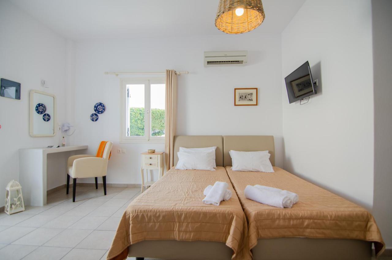 Marias Rooms Chora  Exterior photo