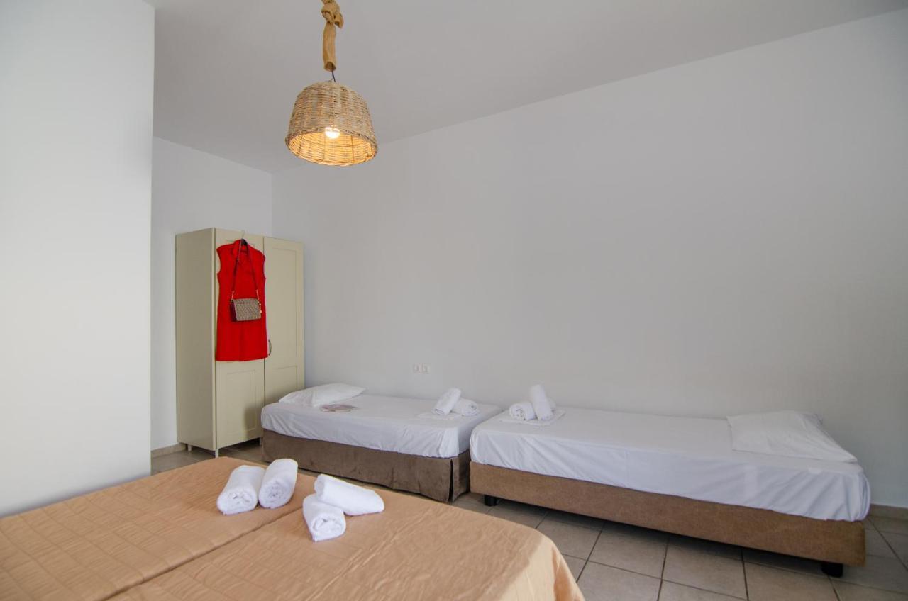 Marias Rooms Chora  Exterior photo