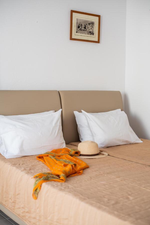 Marias Rooms Chora  Exterior photo