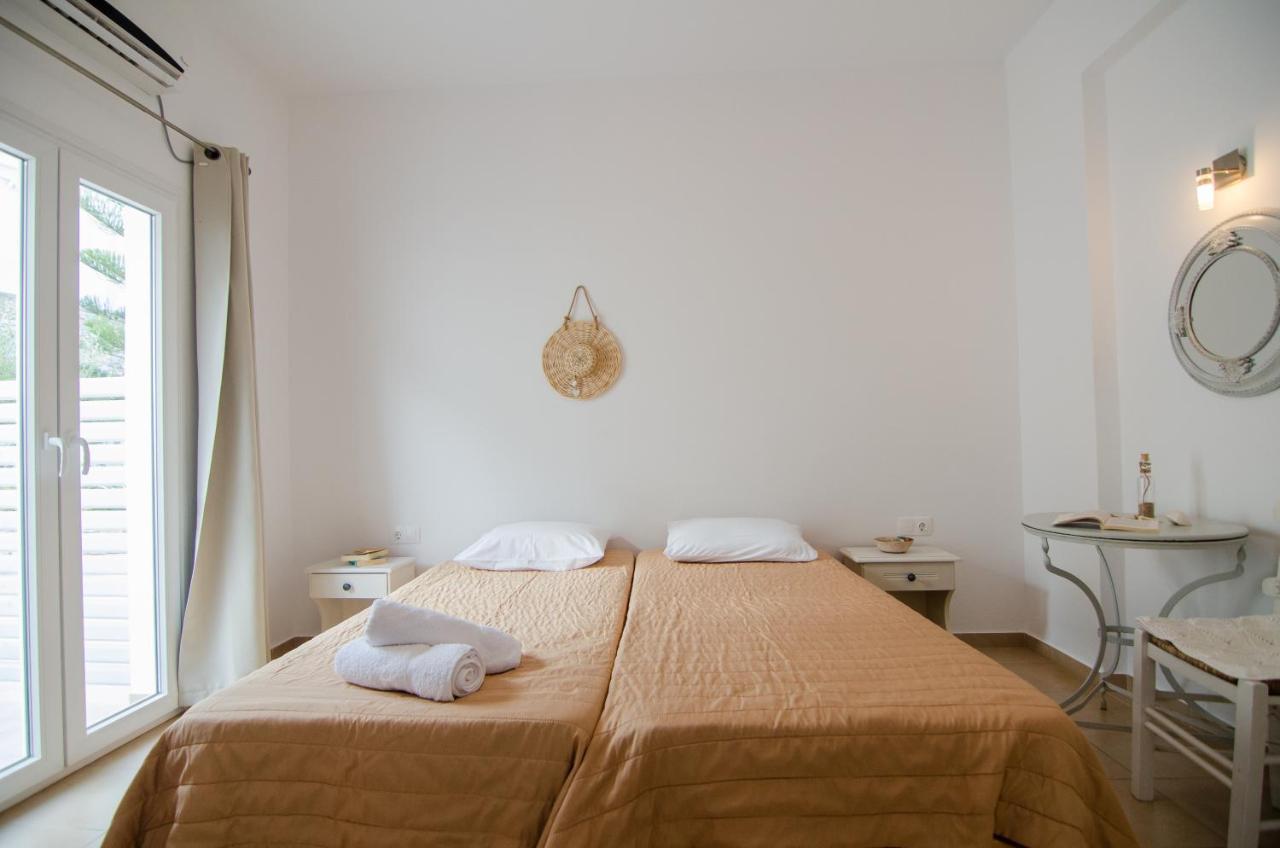 Marias Rooms Chora  Exterior photo