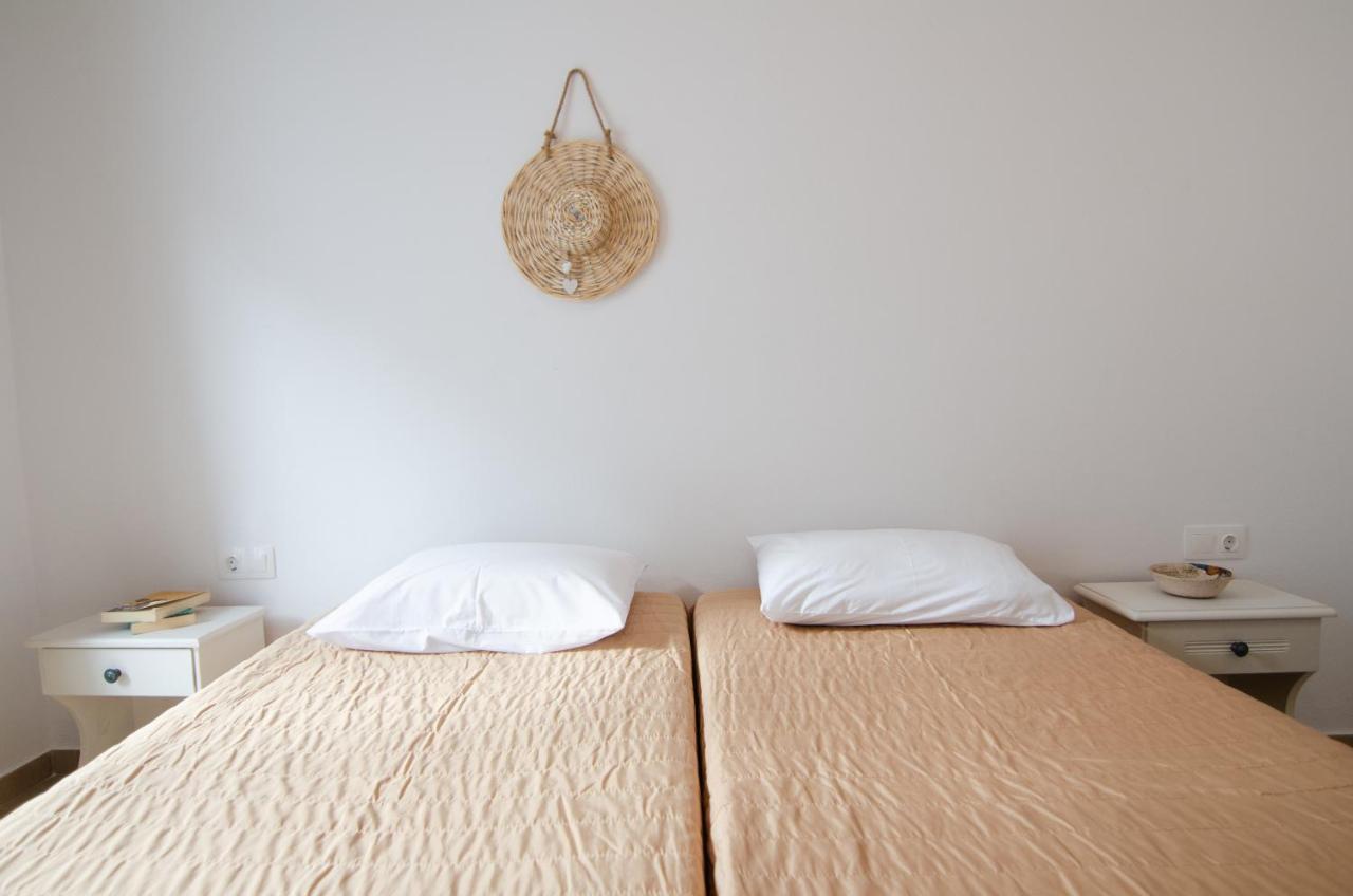 Marias Rooms Chora  Exterior photo