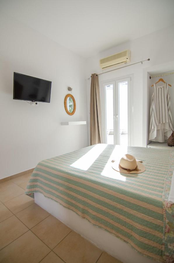 Marias Rooms Chora  Exterior photo